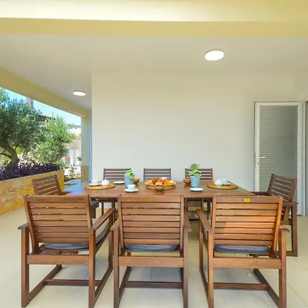 Darena By Interhome *