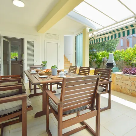 Holiday Darena Holiday home Sovlje