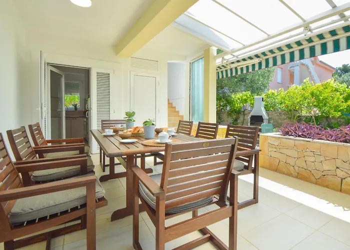 Darena By Interhome Vakantiehuis Sovlje